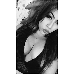 Meet your Posher, Danna